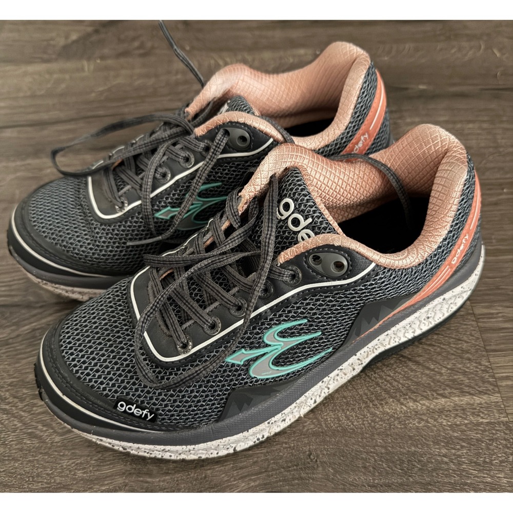 Odefy Women's Gray and Coral size 6.5